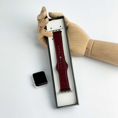 Кожаный ремешок Leather Rivet Clasp на Apple Watch 38/40/41mm Hermes red Кожаный ремешок Leather Rivet Clasp на Apple Watch 38/40/41mm Hermes red